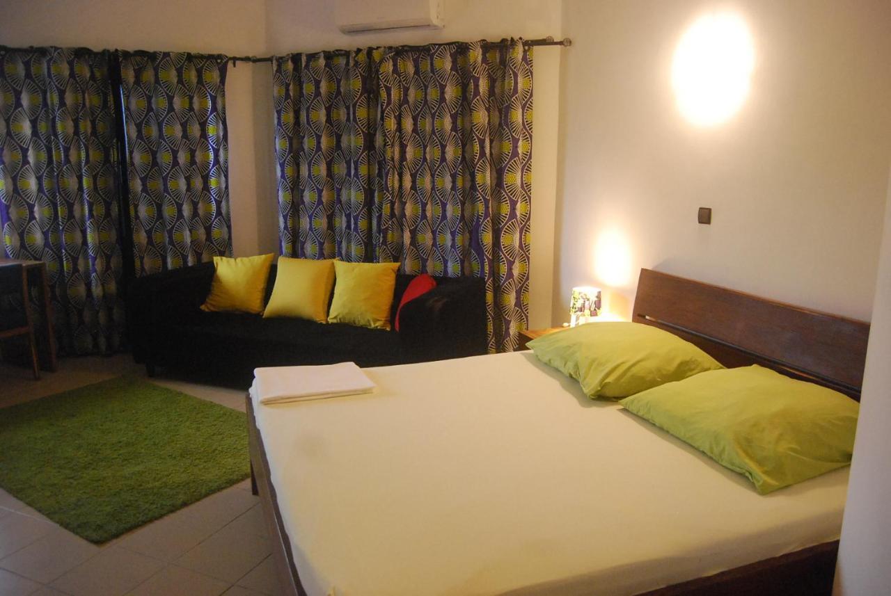 Karls Guesthouse Cotonou Eksteriør bilde