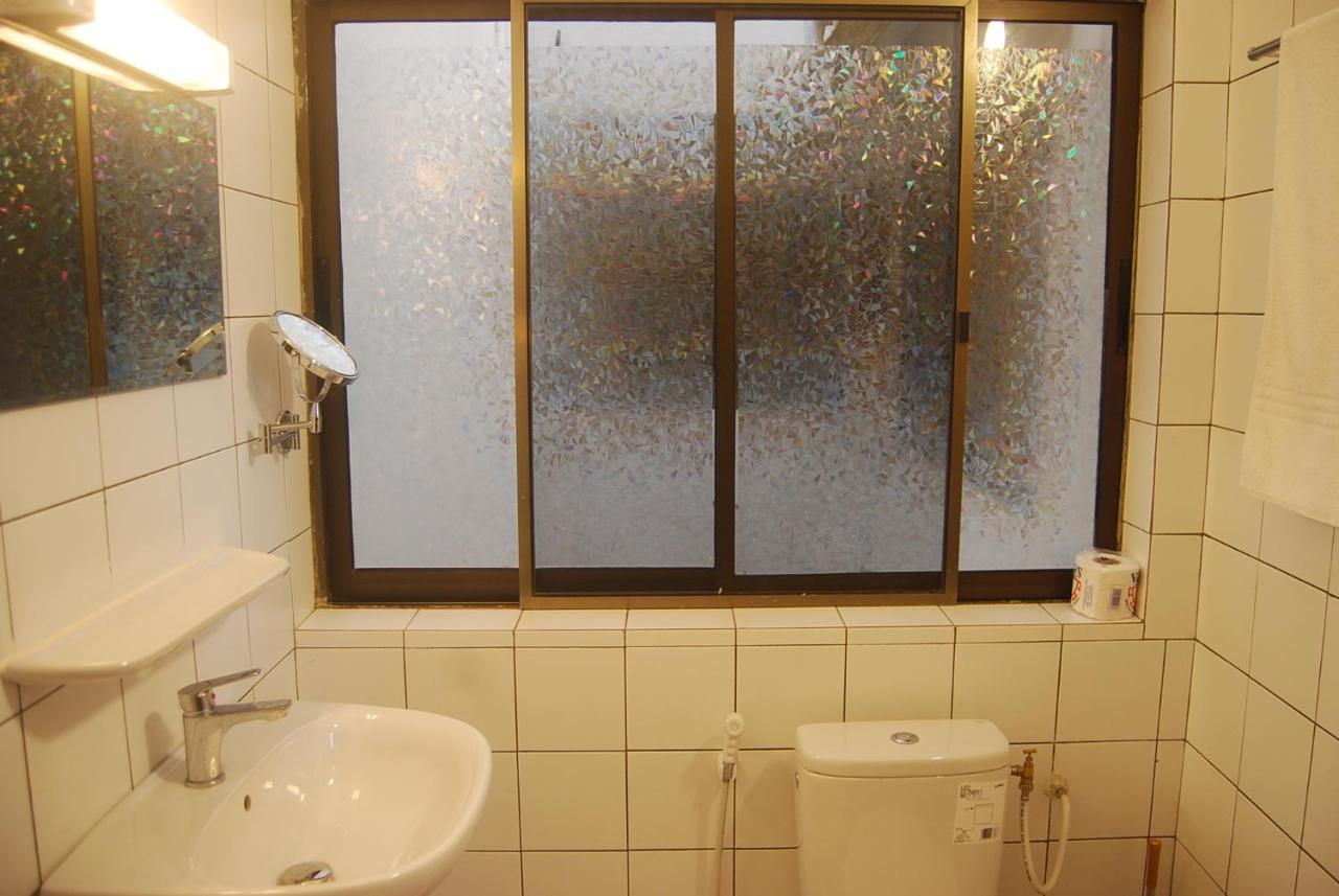Karls Guesthouse Cotonou Eksteriør bilde