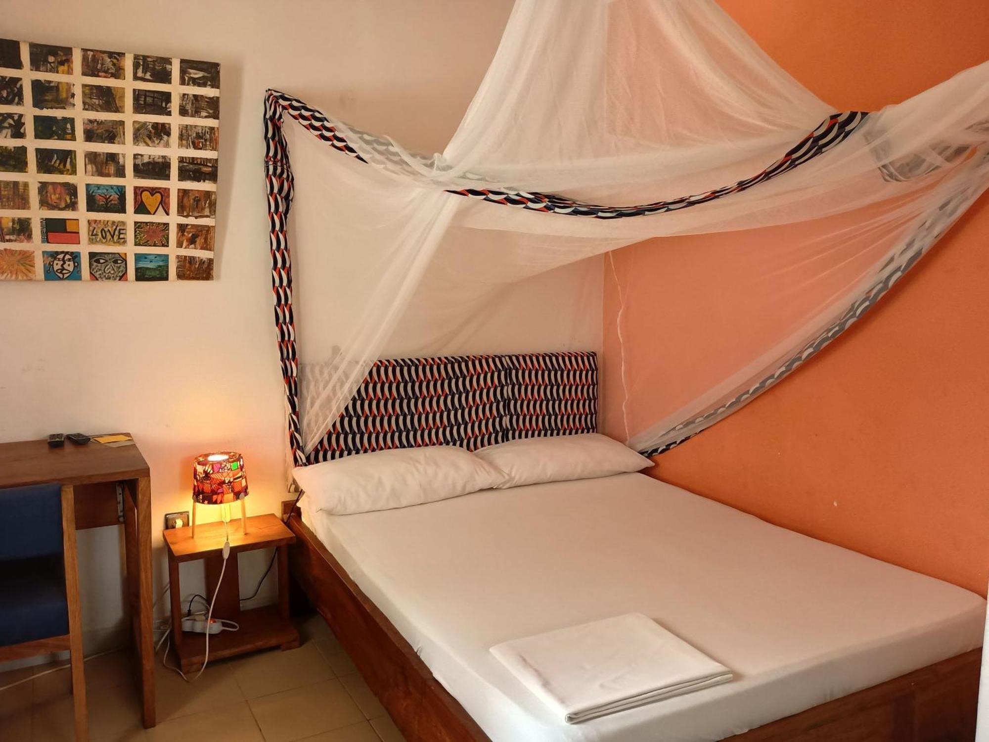 Karls Guesthouse Cotonou Eksteriør bilde